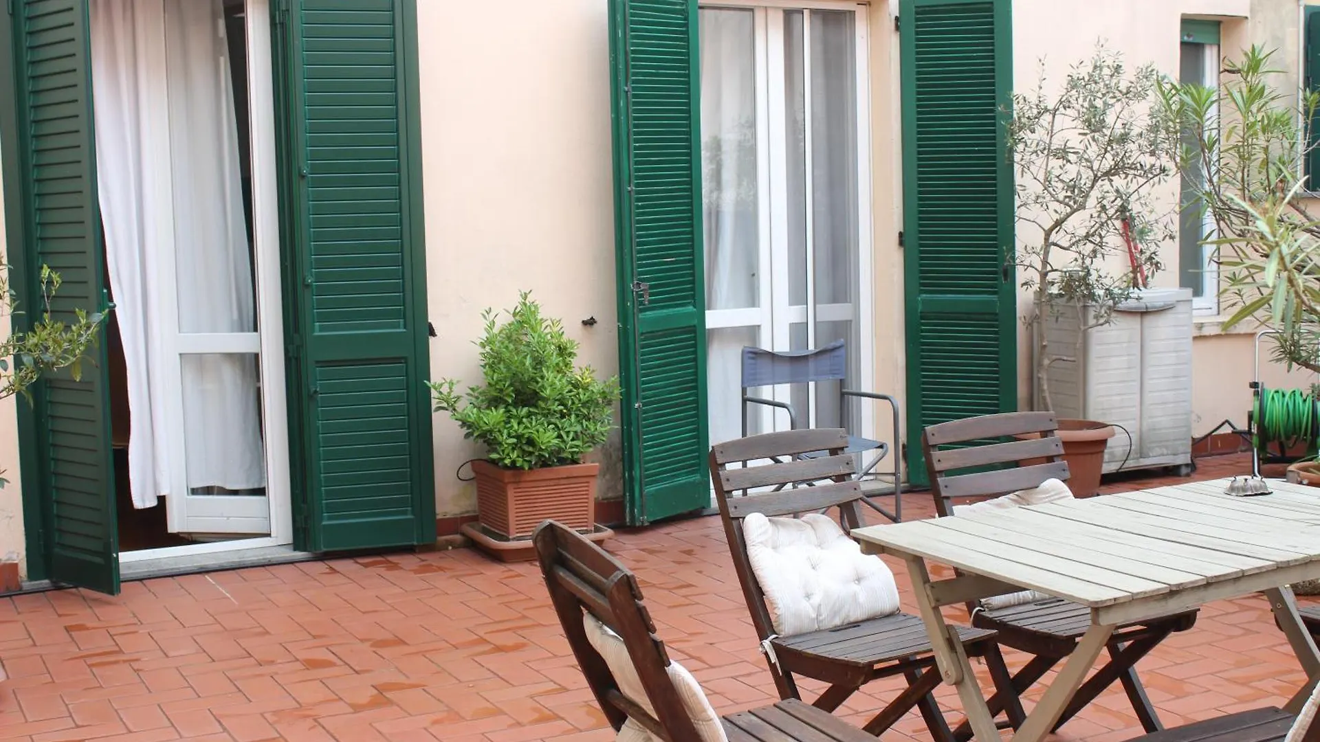 Navigli Apartment Milan