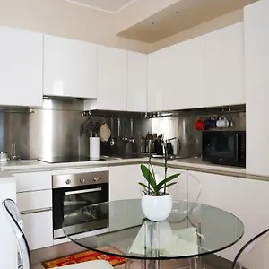 https://apt-repubblica-elegant-house.italymilanhotels.net